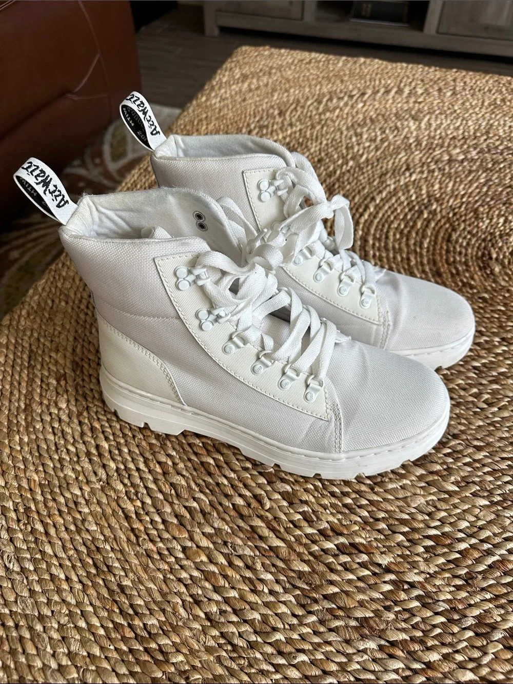 Men’s Dr Martens size 10 Off-White Canvas Lace-Up Combat Boots
